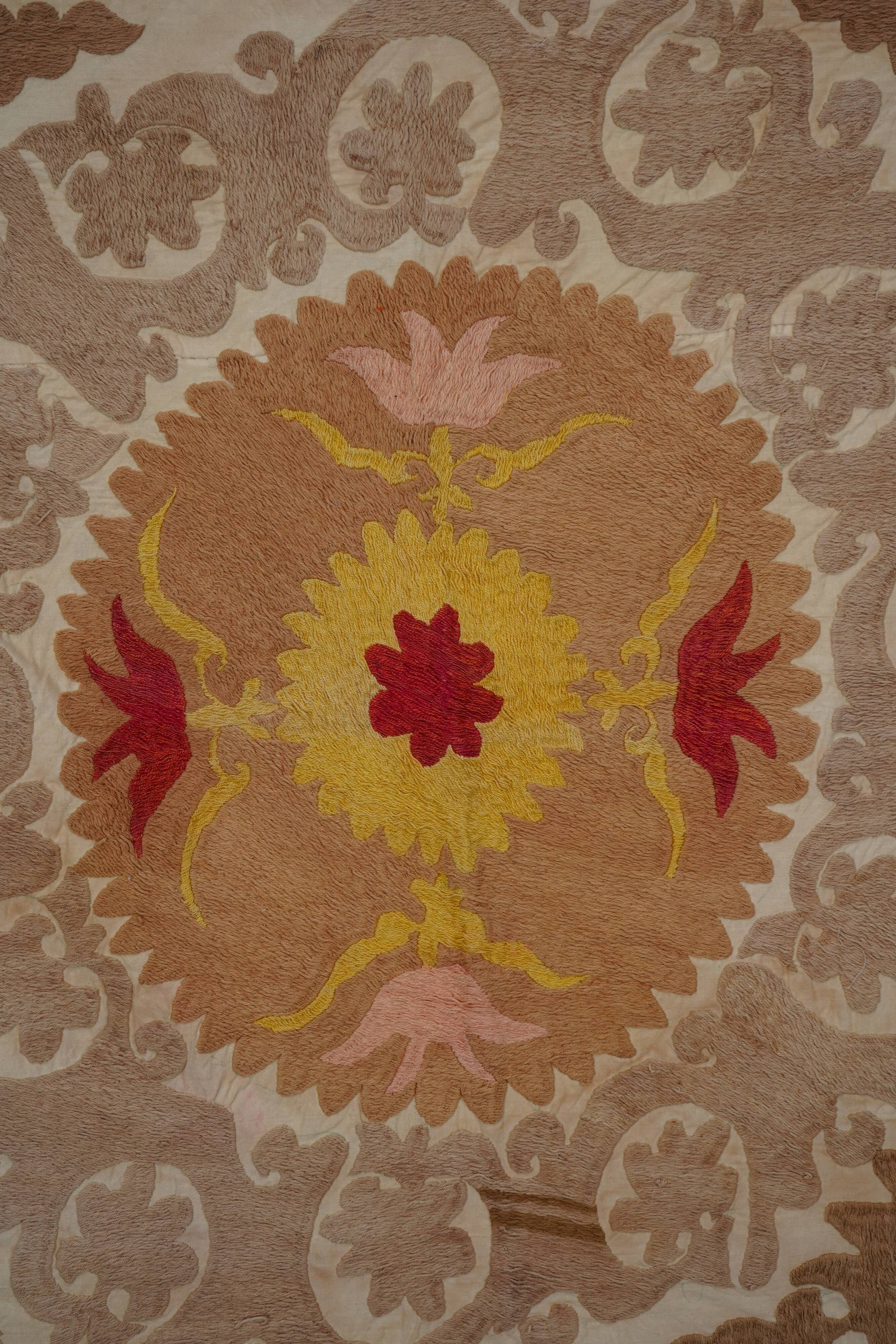 Vintage Turkish hand-knotted rug 114x122 cm