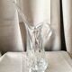 Vase en cristal de vannes de forme elancee