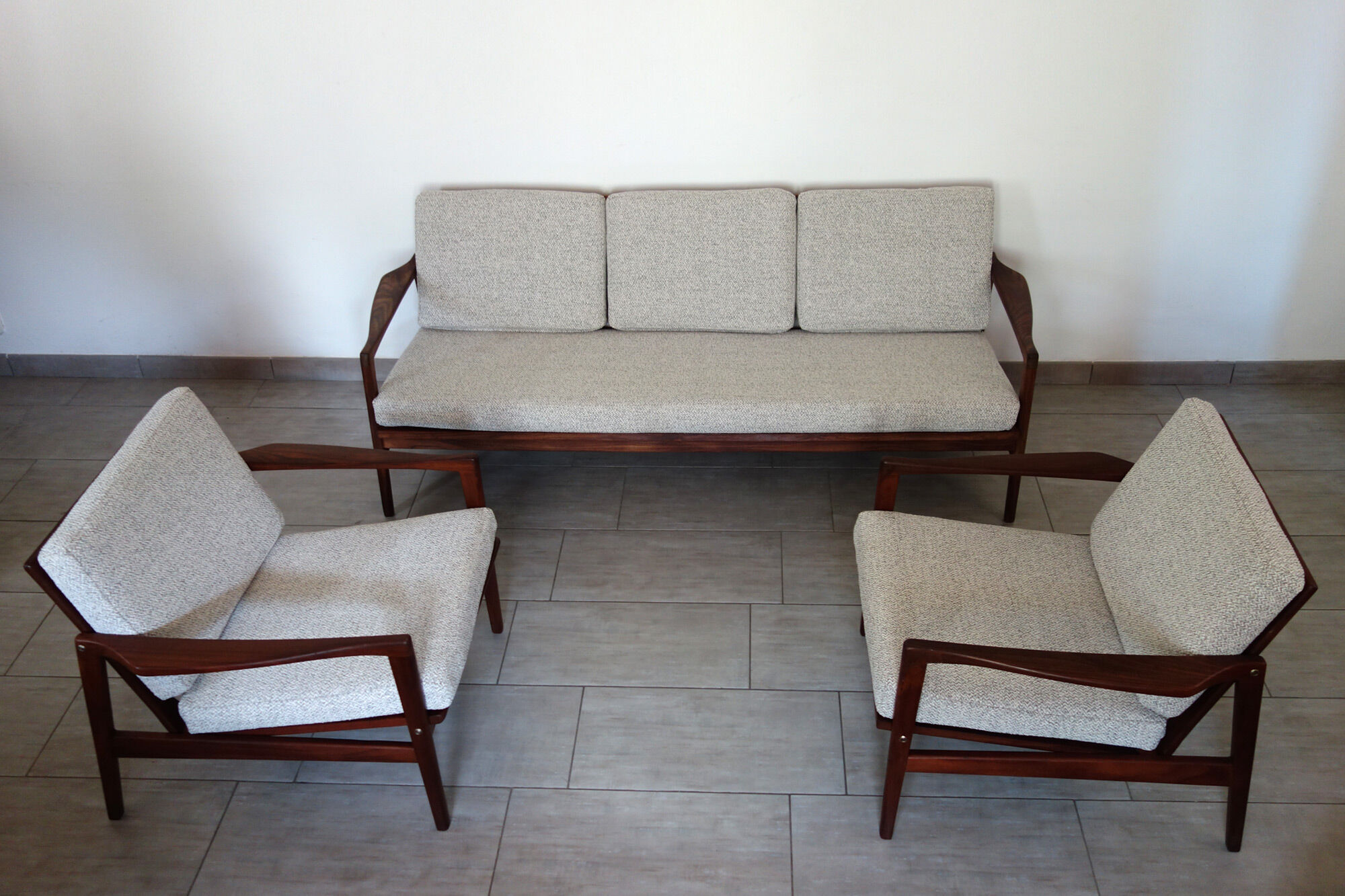 Bench and 2 Scandinavian armchairs 60s