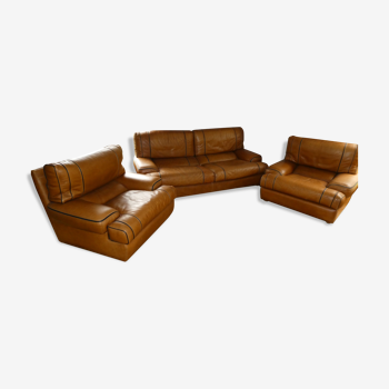 Leather lounge