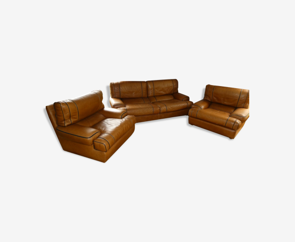 Leather lounge