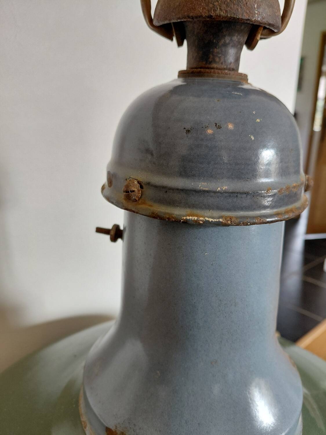 Industrial pendant lamp in blue and green email.