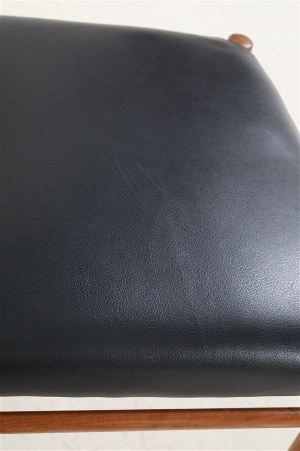High-quality “418” chair by Arne Vodder for Sibast / teak / genuine leather / Mid-Century Danish Modern design / 1960s