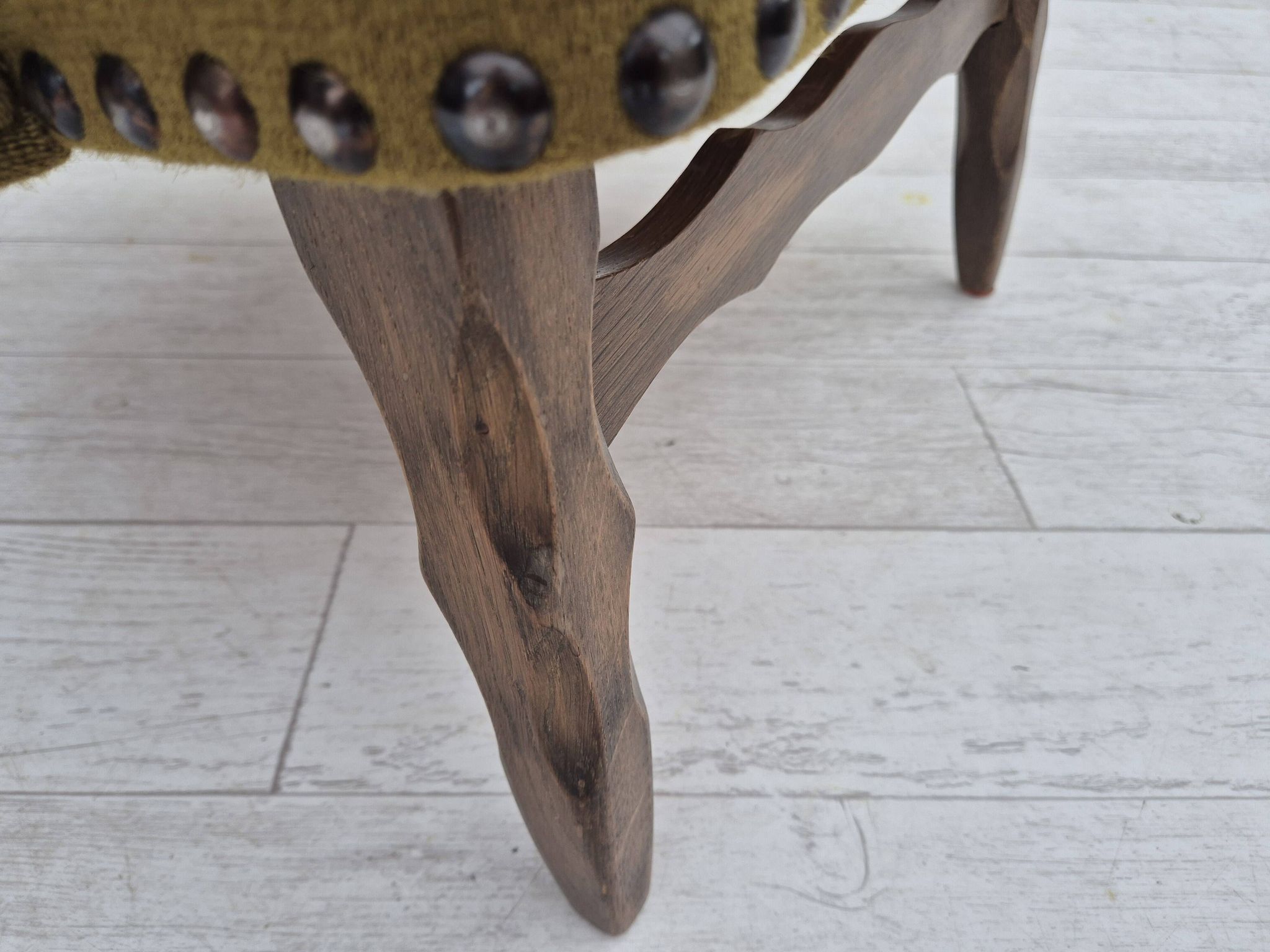 1970s, Danish lounge chair, original green furniture wool, oak wood.