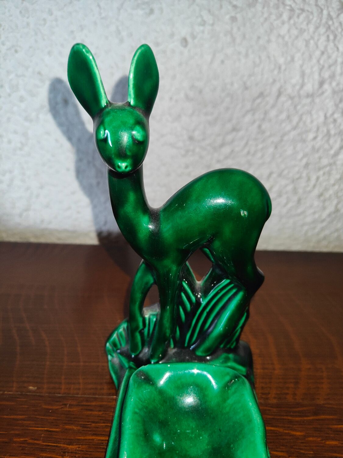 Saint Clement earthenware ashtray representing 1 doe signed Green