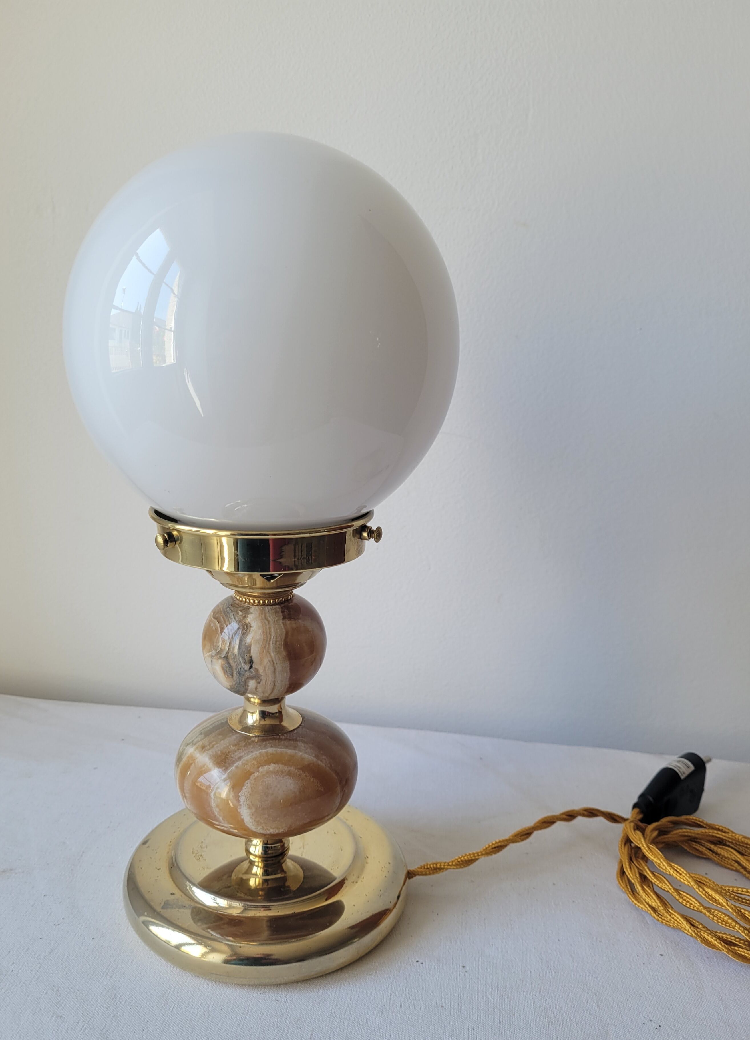 Onyx and opaline lamp
