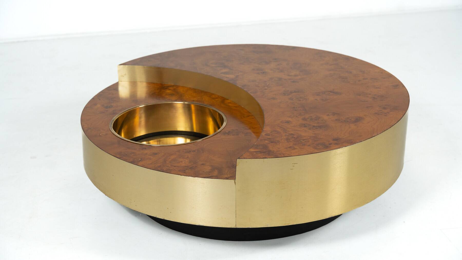Trg" circular coffee table with bar by willy rizzo, 1970