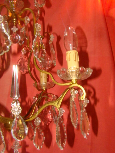 crystal chandelier type with a 4-arm light cage