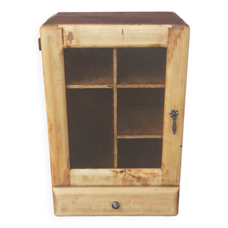 Medicine cabinet 50s