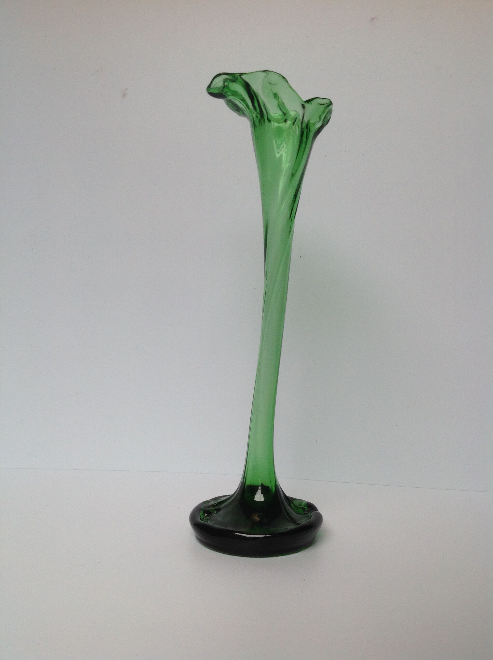 Green soliflore vase