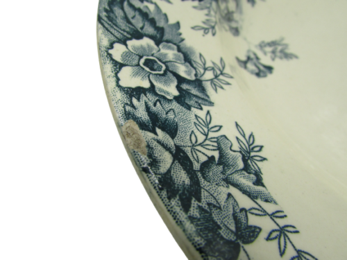 Set of 3 hollow plates iron earth Moulin des loups and Hamage