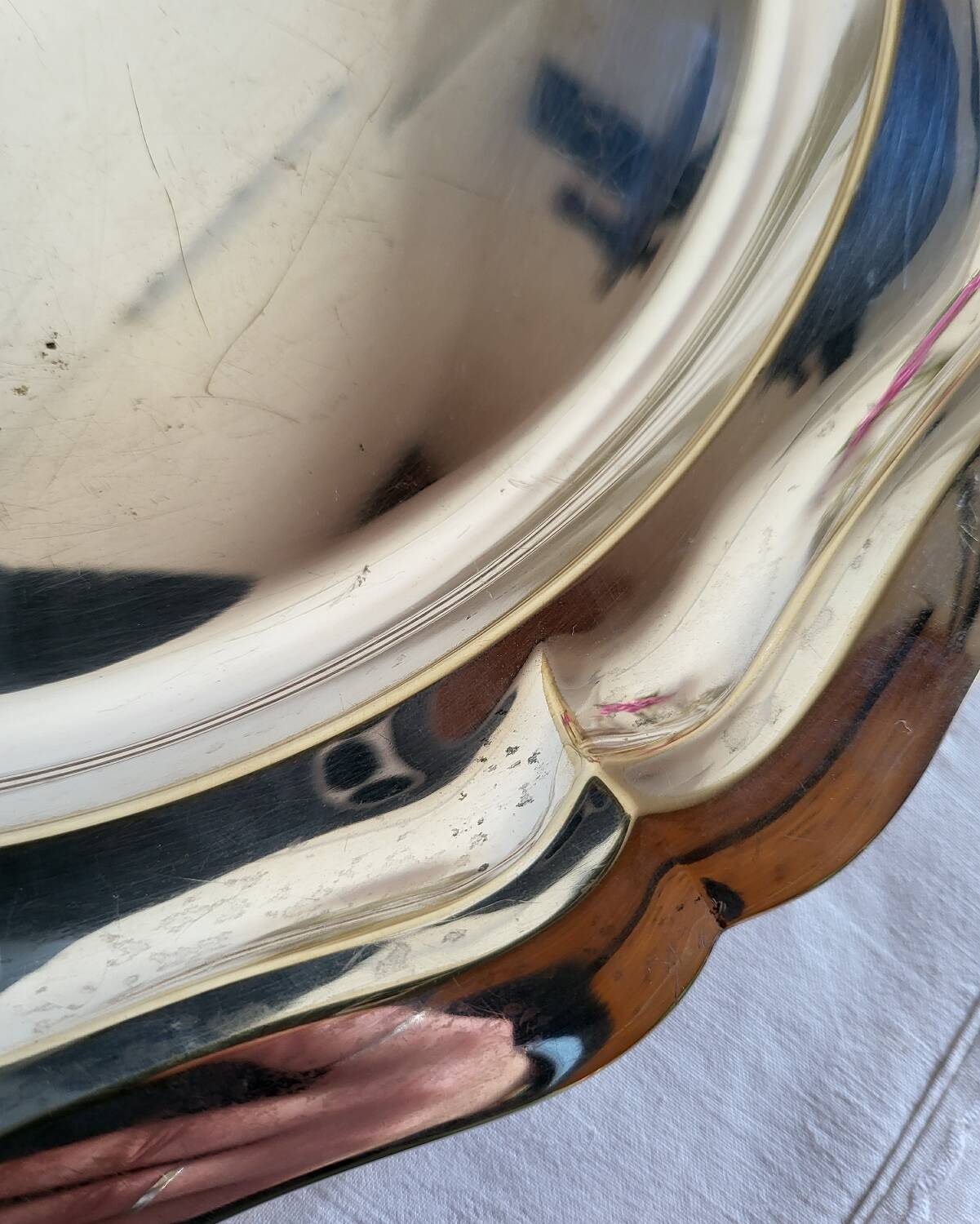 Plat de Service Rond en métal argenté Quist Alpacca