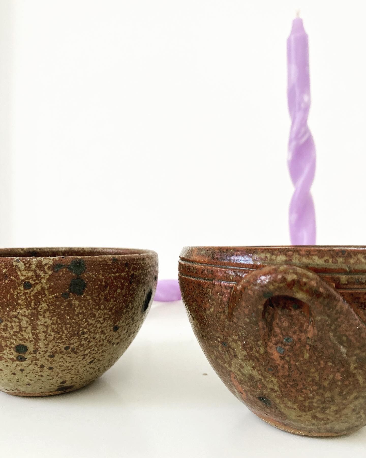 Duo of large stoneware bowls