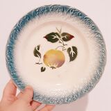 Suite of dessert plates