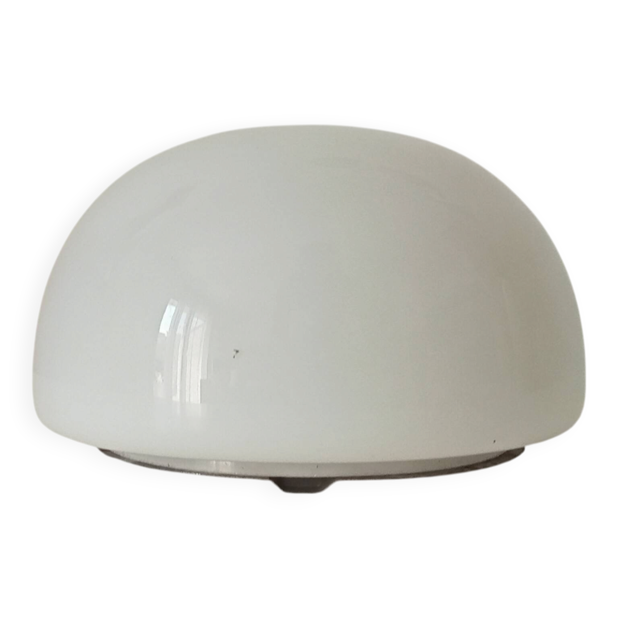 Vintage opaline wall light from the 1960s.