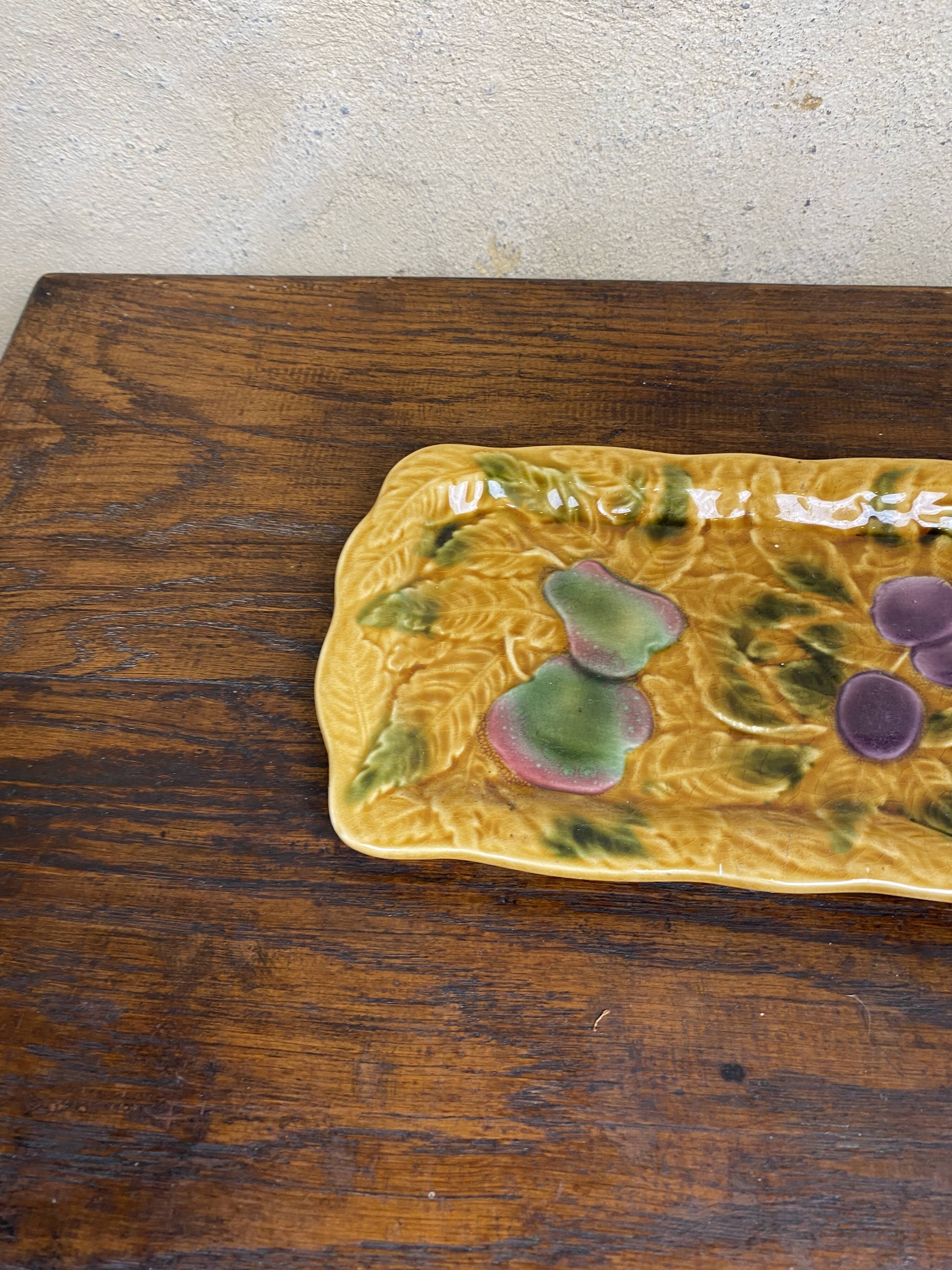 Elongated dish in yellow Digoin Sarreguemines Barbotine