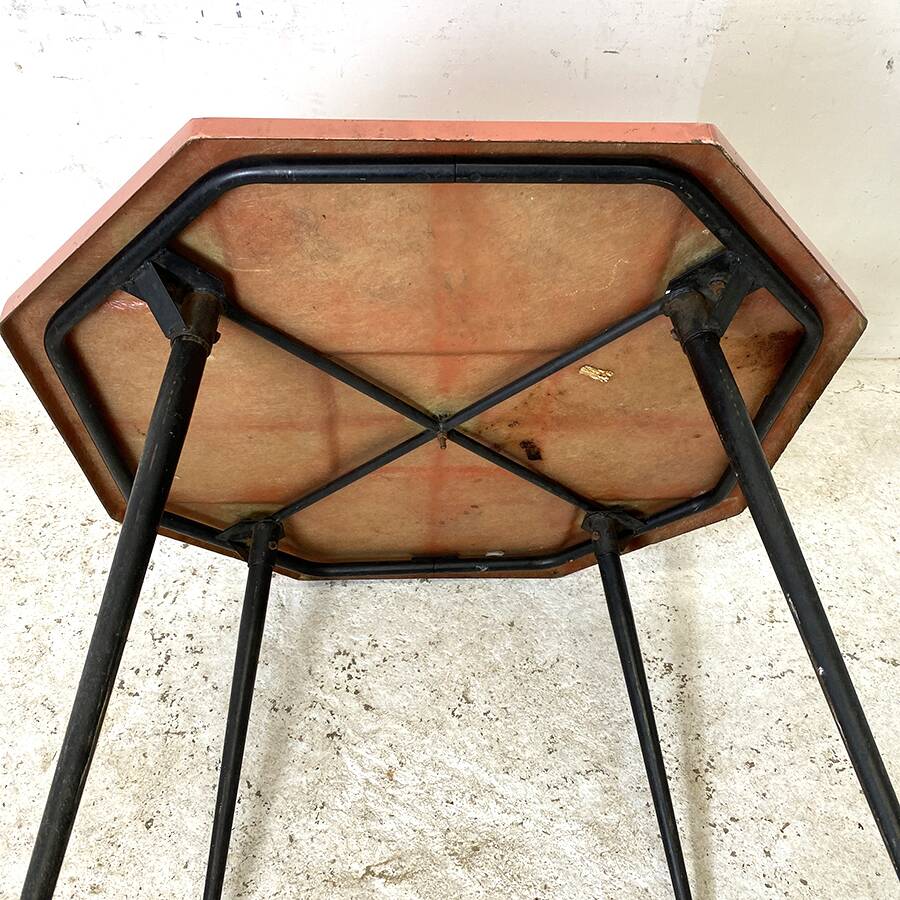 Canteen table from the 70s in resin and metal
