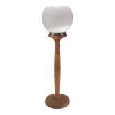 Opaline globe lamp
