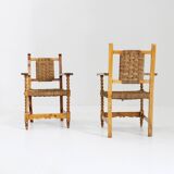 Ensemble de 2 fauteuils brutalistes espagnols en bois sculpté et tressé en jonc -