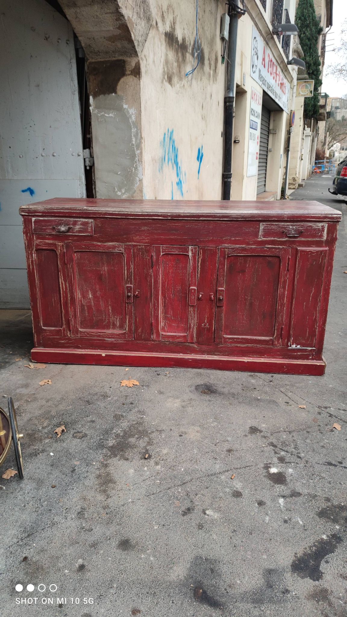 Bank oak counter patina wine lees old icehouse Henri ASSET