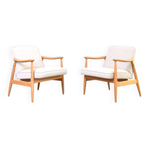 Chaises lounge de milieu