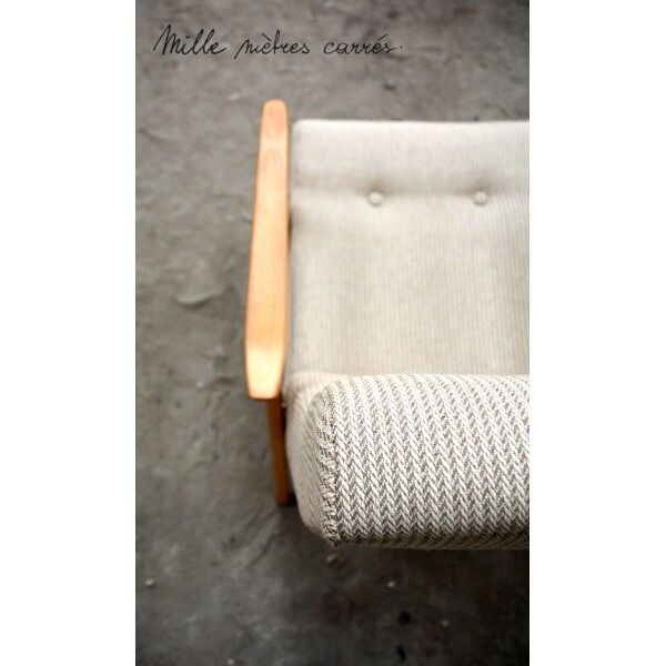 Fauteuil vintage des années 60 entièrement rénové (bois, tissu, garniture)