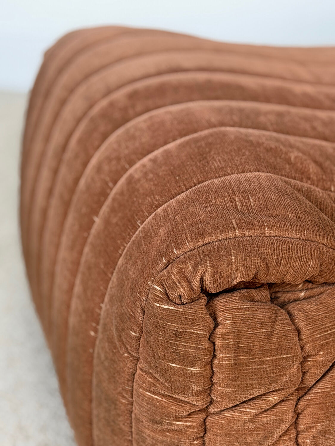 Armchair and two poufs – Annie Hiéronimus for Cinna – Corduroy velvet