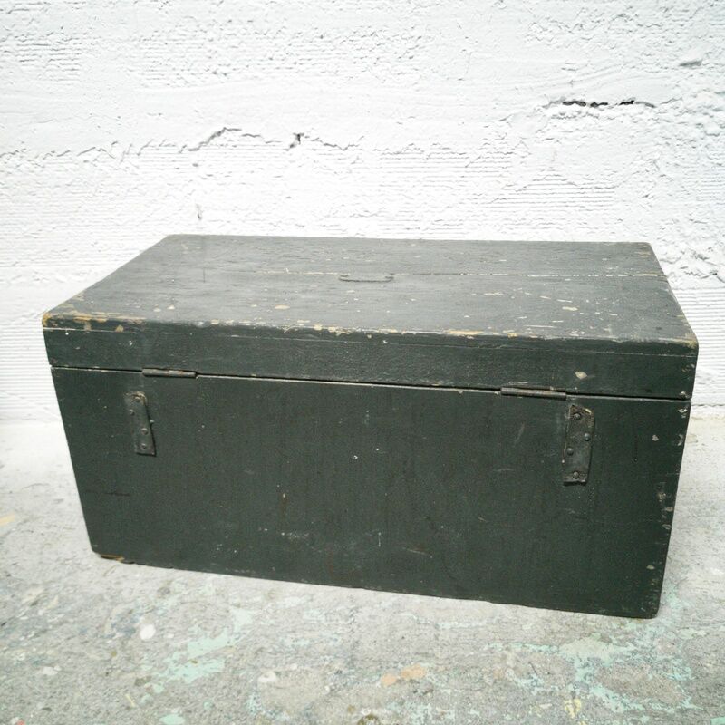 Ancienne malle en bois