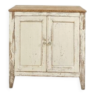 Small patinated Parisian buffet