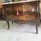 Commode sauteuse en bois de rose plateau en marbre rose