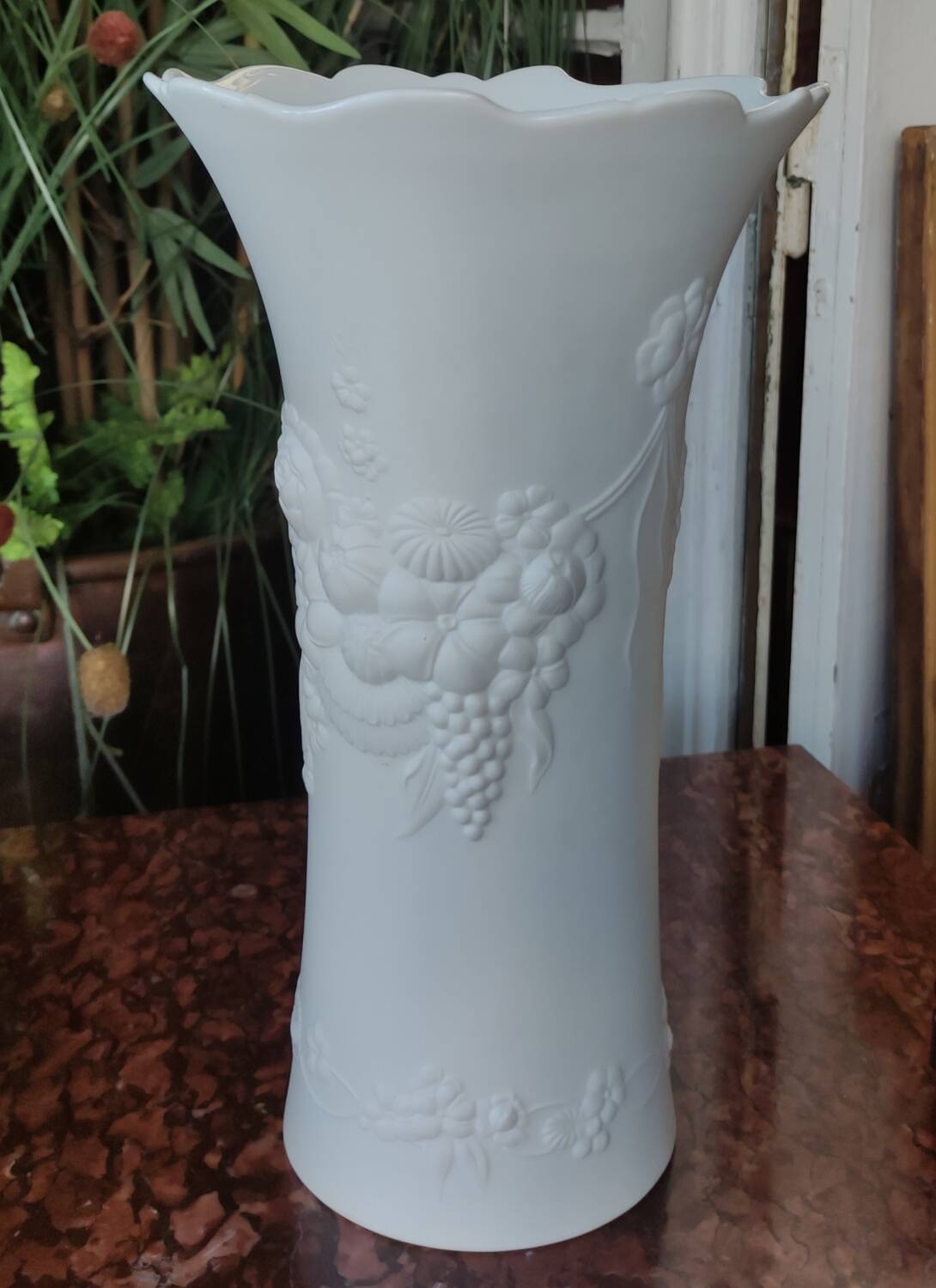 Old large biscuit porcelain vase kaiser germany