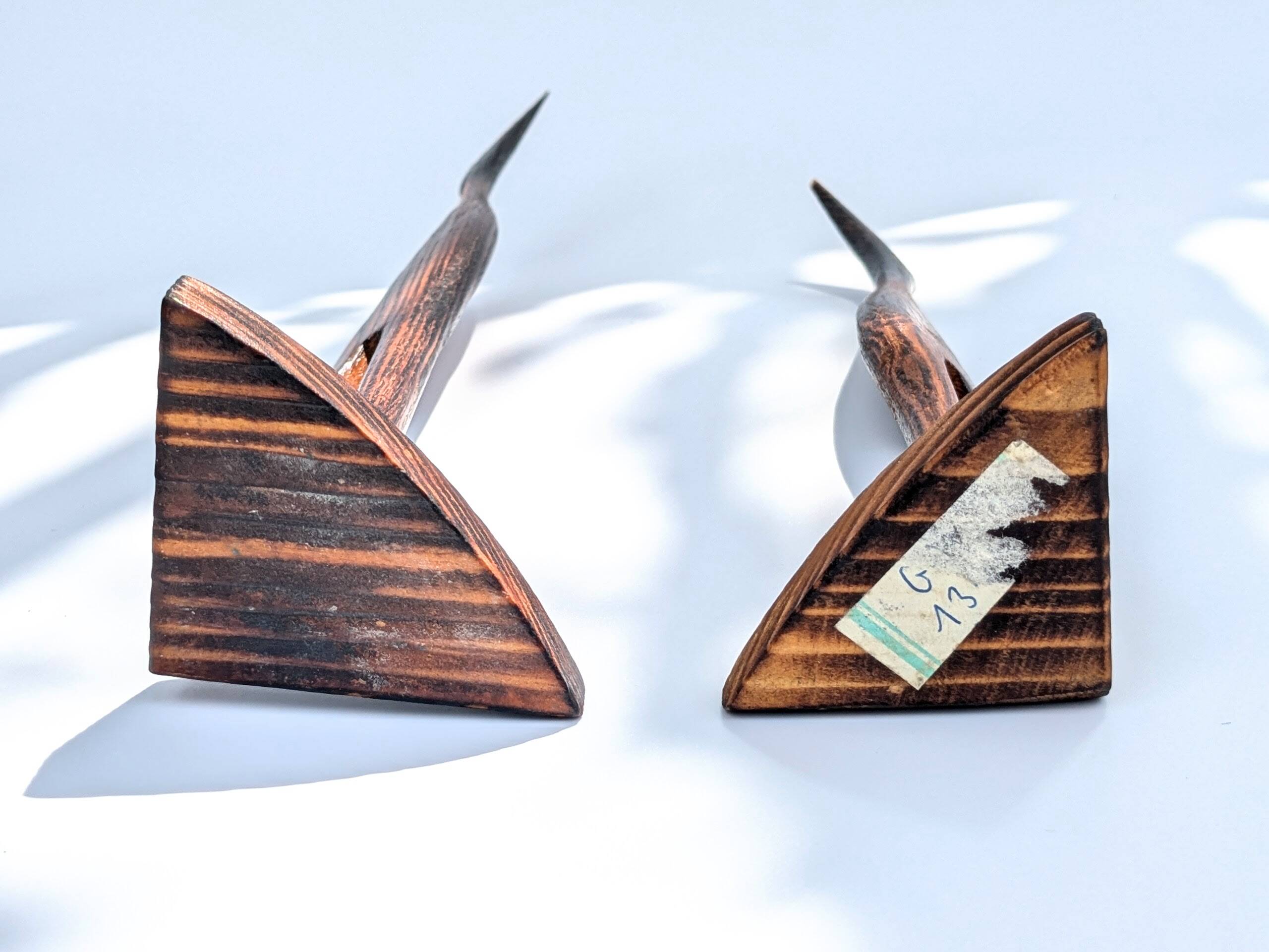Paire de grues en bois, années 60