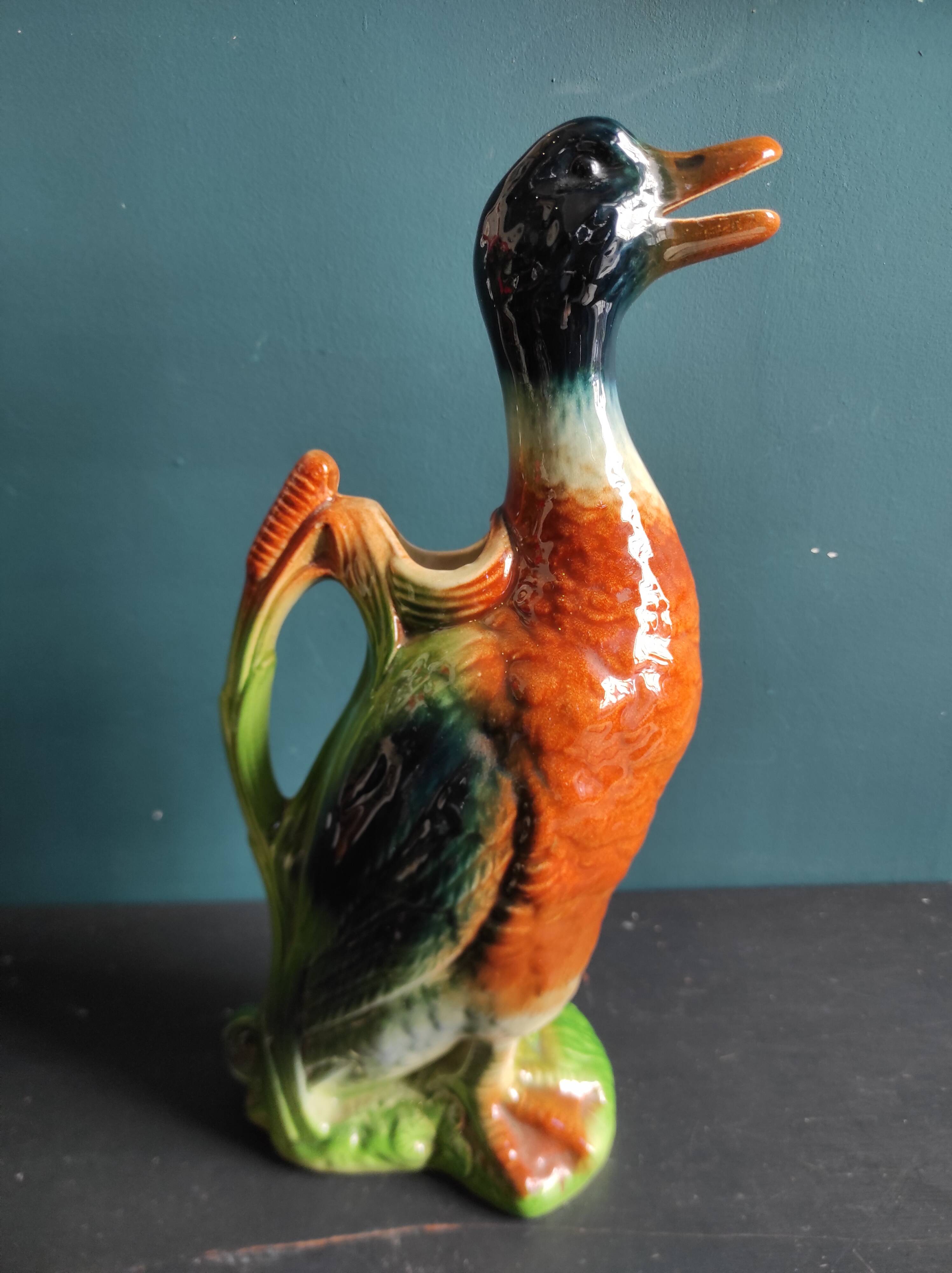 Pichet vintage français en forme de canard, Saint Clément, barbotine