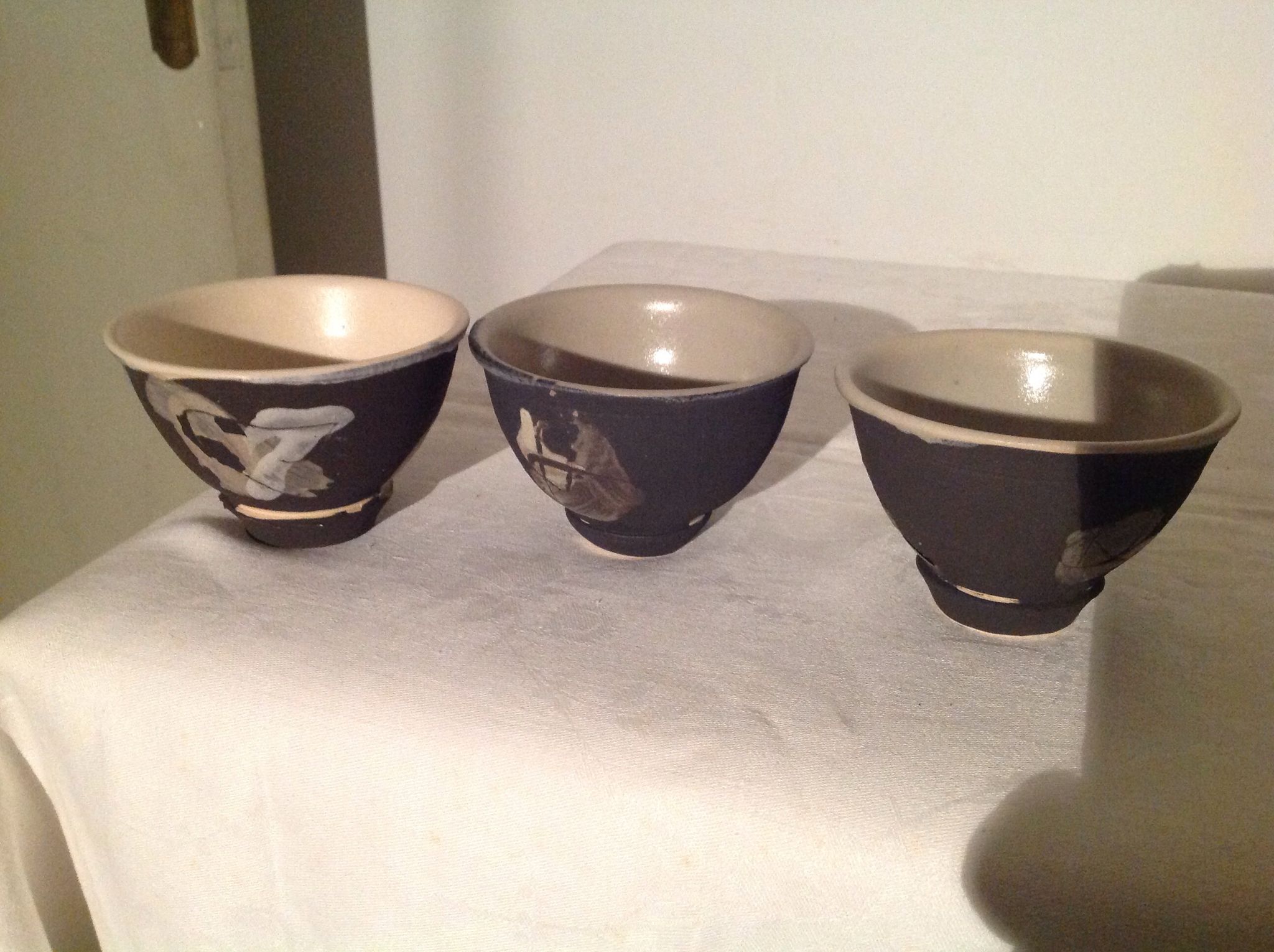 3 ceramic bowls