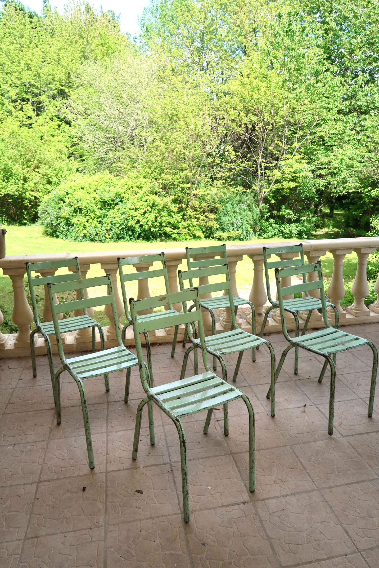 Set of 8 Art Prog metal garden chairs