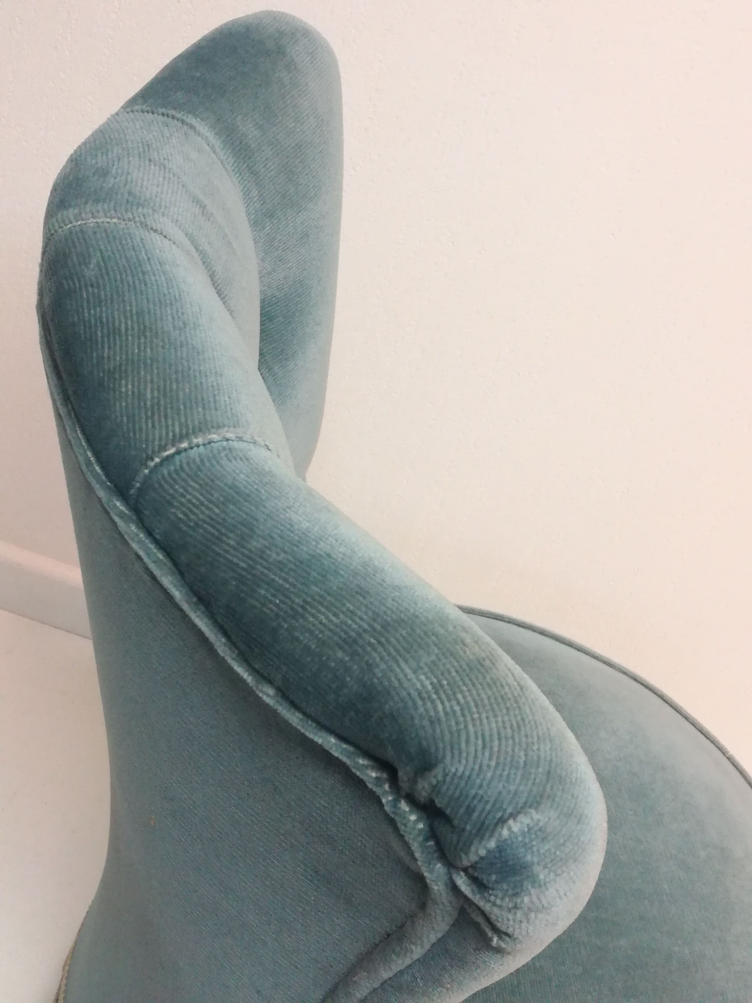 Armchair upholstered Toad