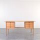 Bureau en chêne du milieu du siècle par Svend Åge Madsen pour Sigurd Hansen, années 1960.