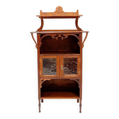 Vitrine de style Art Nouveau, début XXe siècle