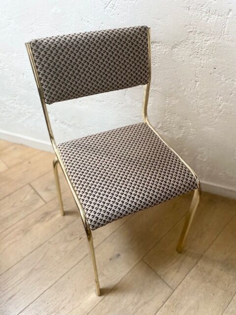 Set of 2 vintage chairs