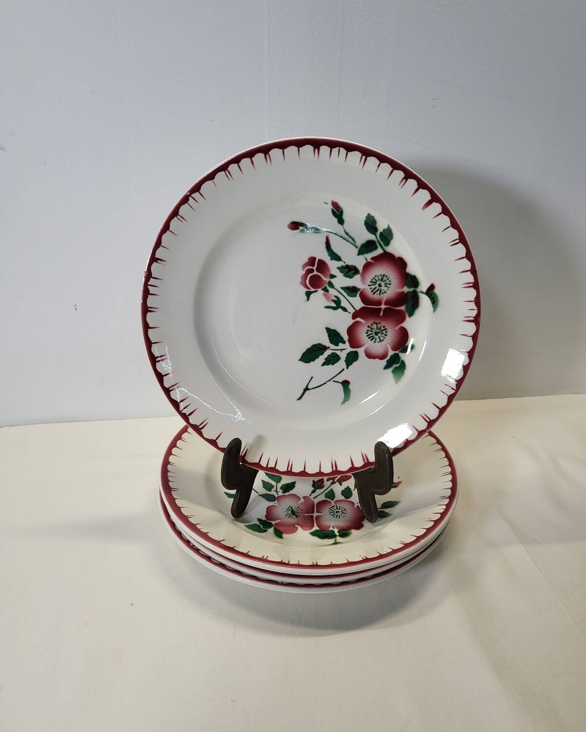 4 assiettes à dessert Sarreguemines épernay faïence vintage