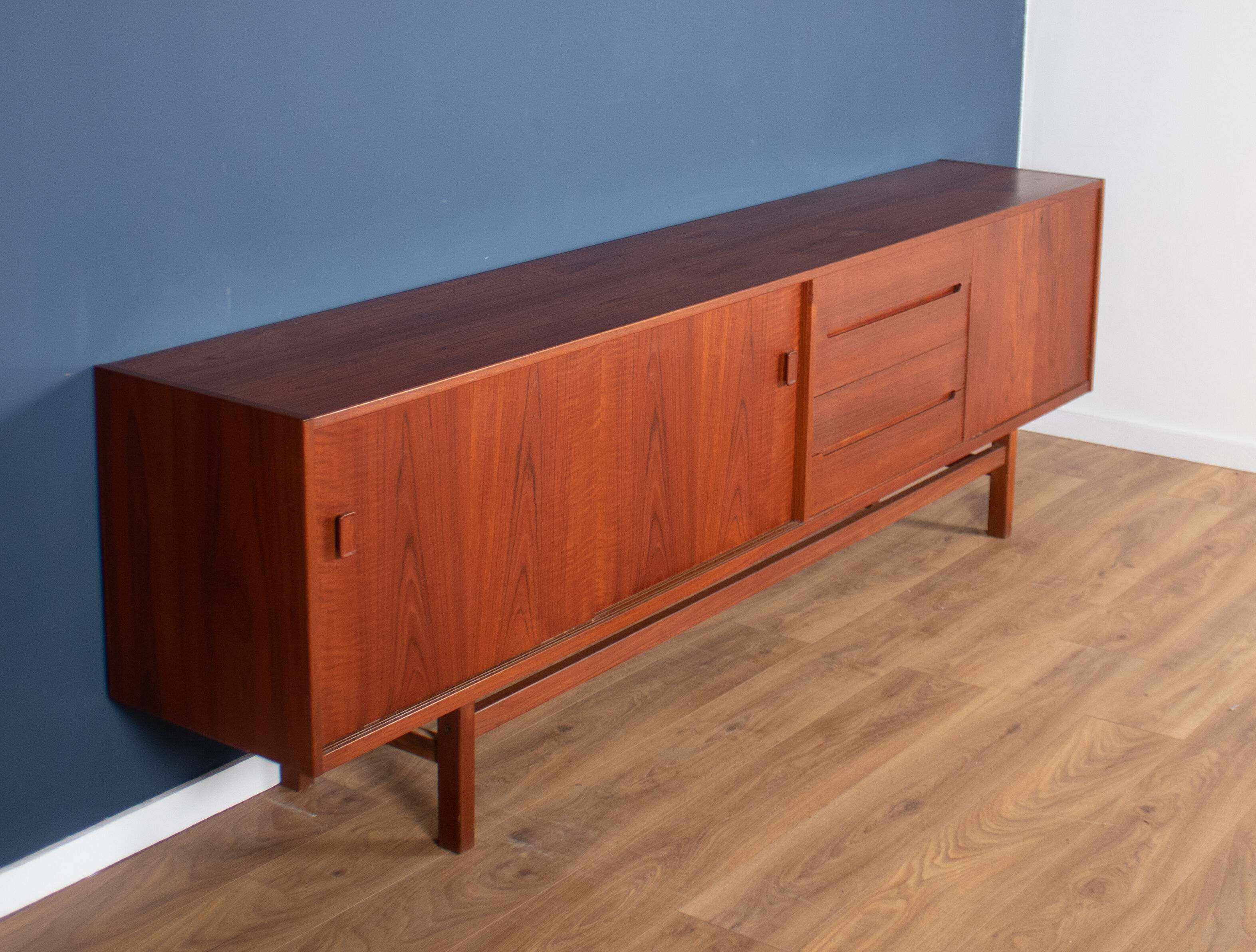 Aril Grande sideboard by Nils Jonsson for Hugo Troeds 1960s