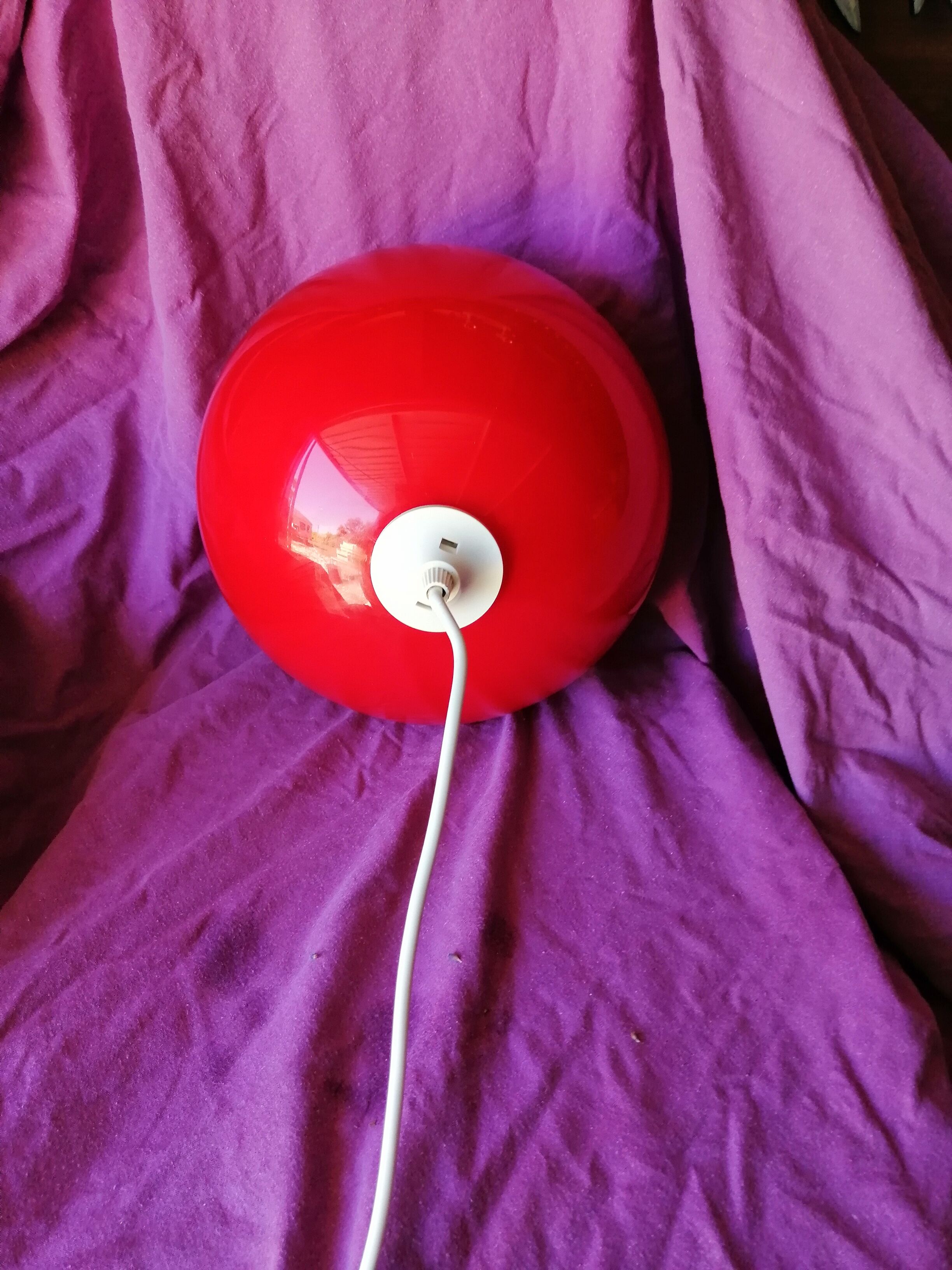 Vintage red suspension