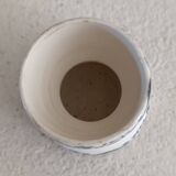 Iron earth egg cup