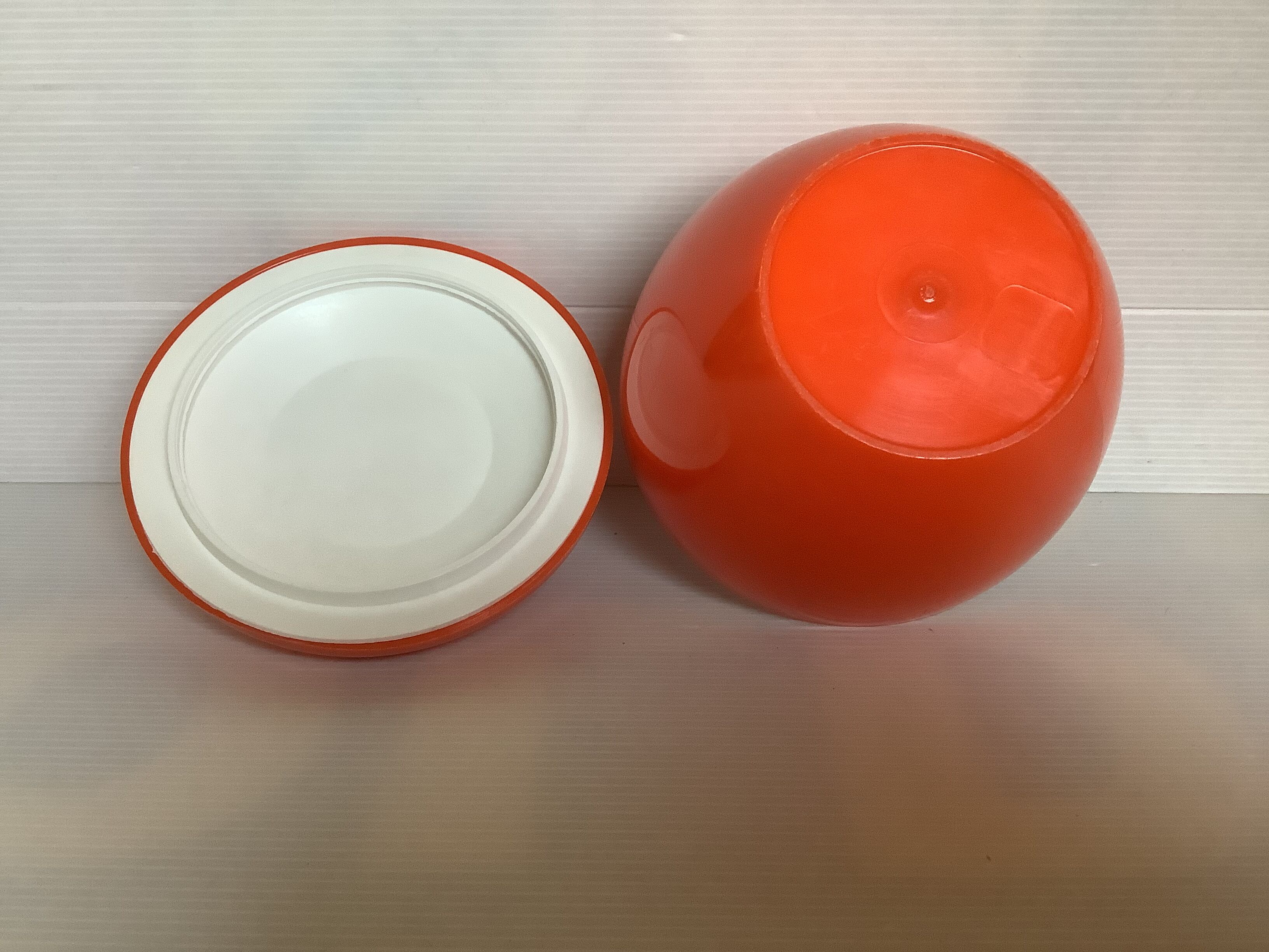 Vintage plastic orange apple ice bucket