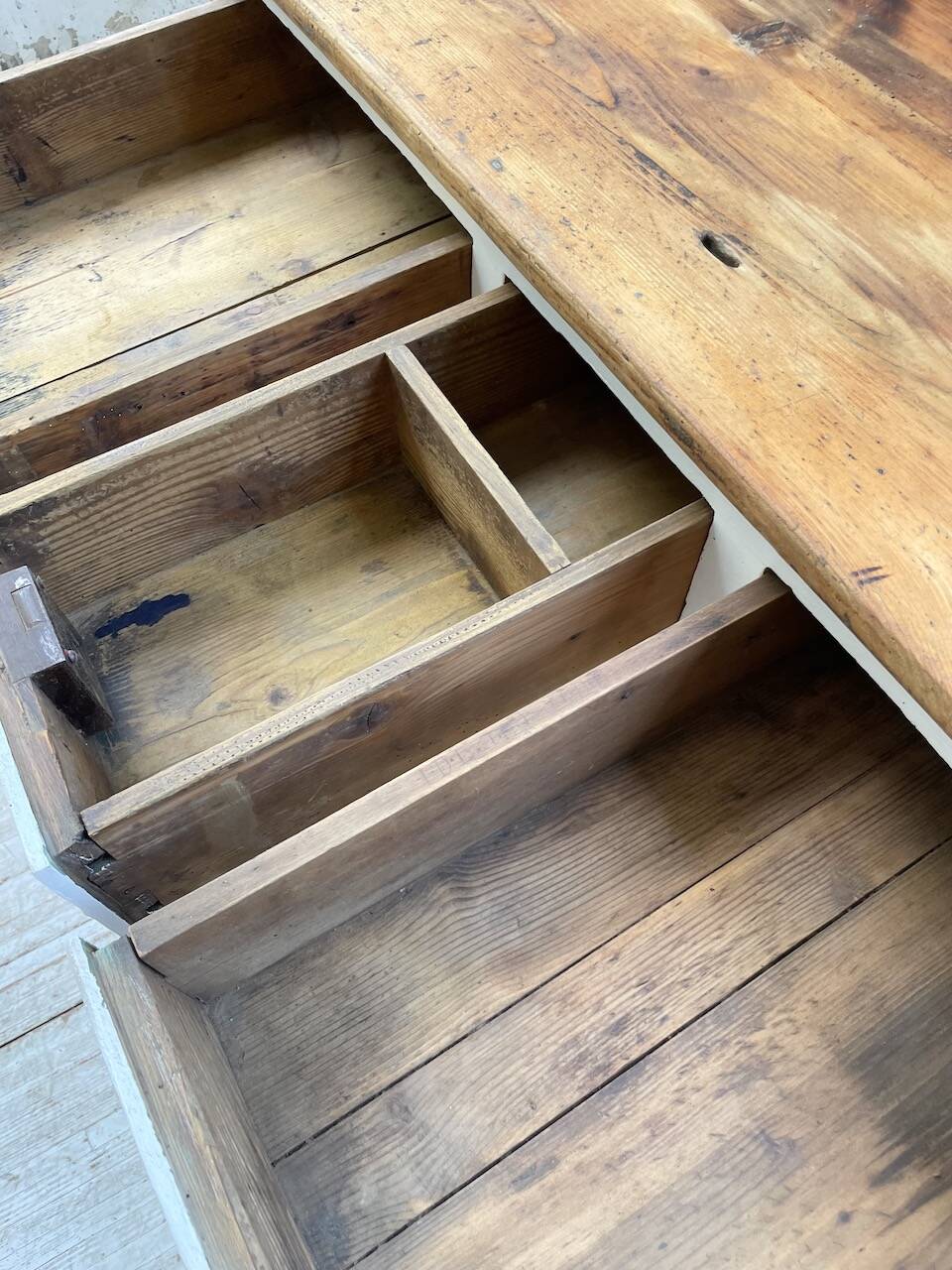 White patina sideboard craft furniture