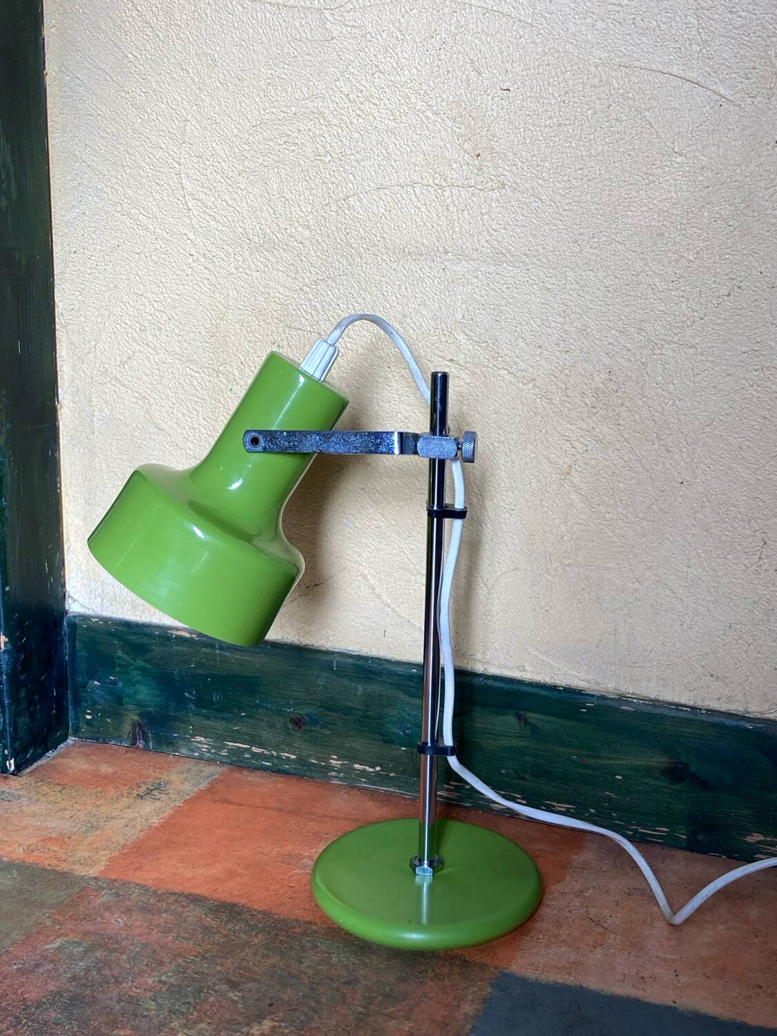Articulated lamp from the 70s