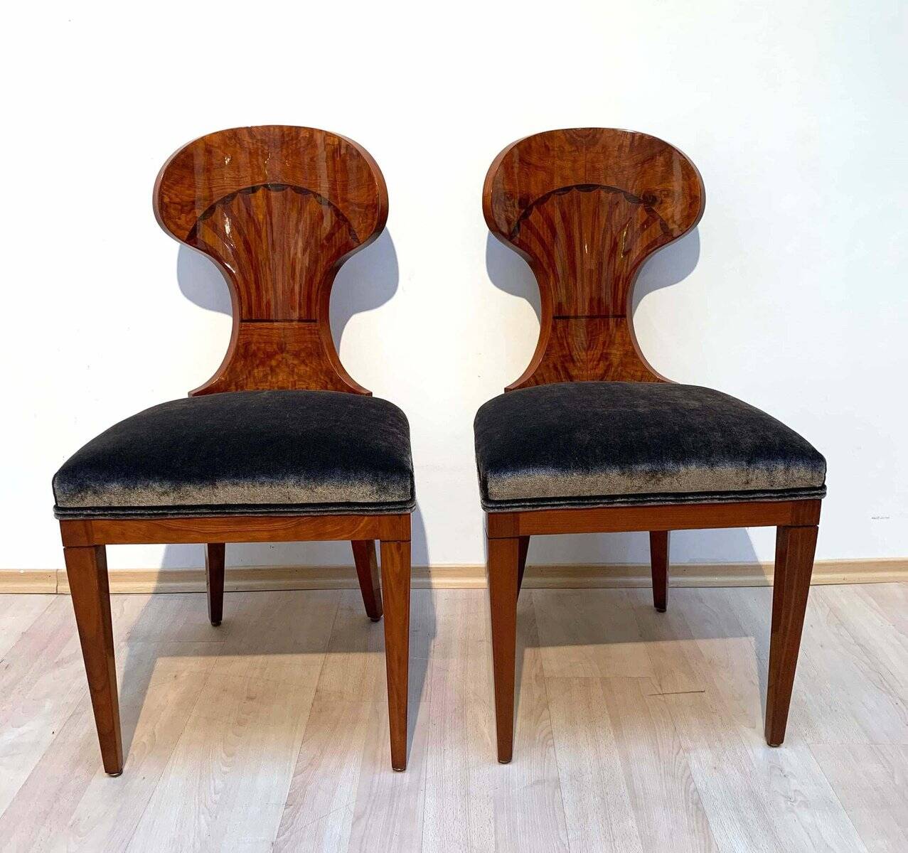 Biedermeier Ballon Chairs, Ash Veneer, Grey Velvet, Vienna, 1900, Set of 4