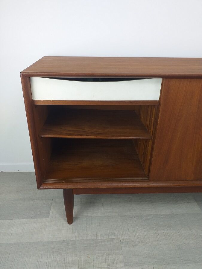 Scandinavian design sideboard E. Valentinsen 60