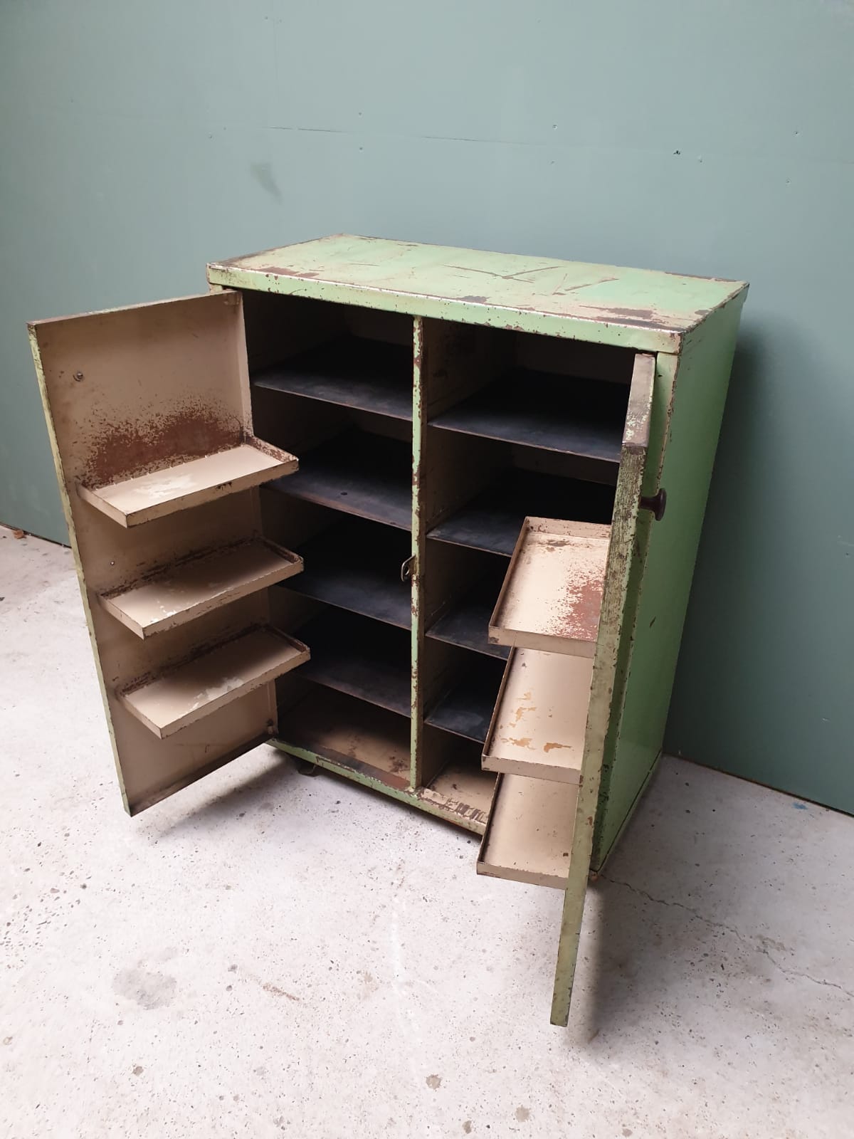 Armoire en acier vert d'armoire industrielle d'usine