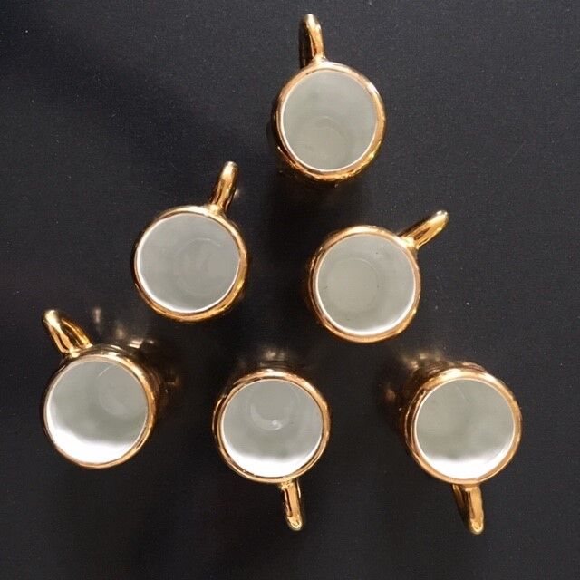 Lot de 6 mini mugs en porcelaine dorée